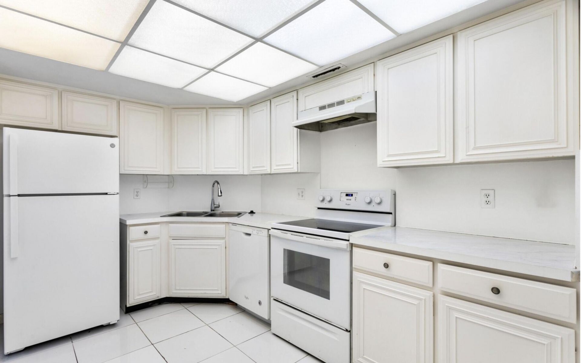 2425 Presidential Way Way, Unit 1703, West Palm Beach, FL 33401 Photo