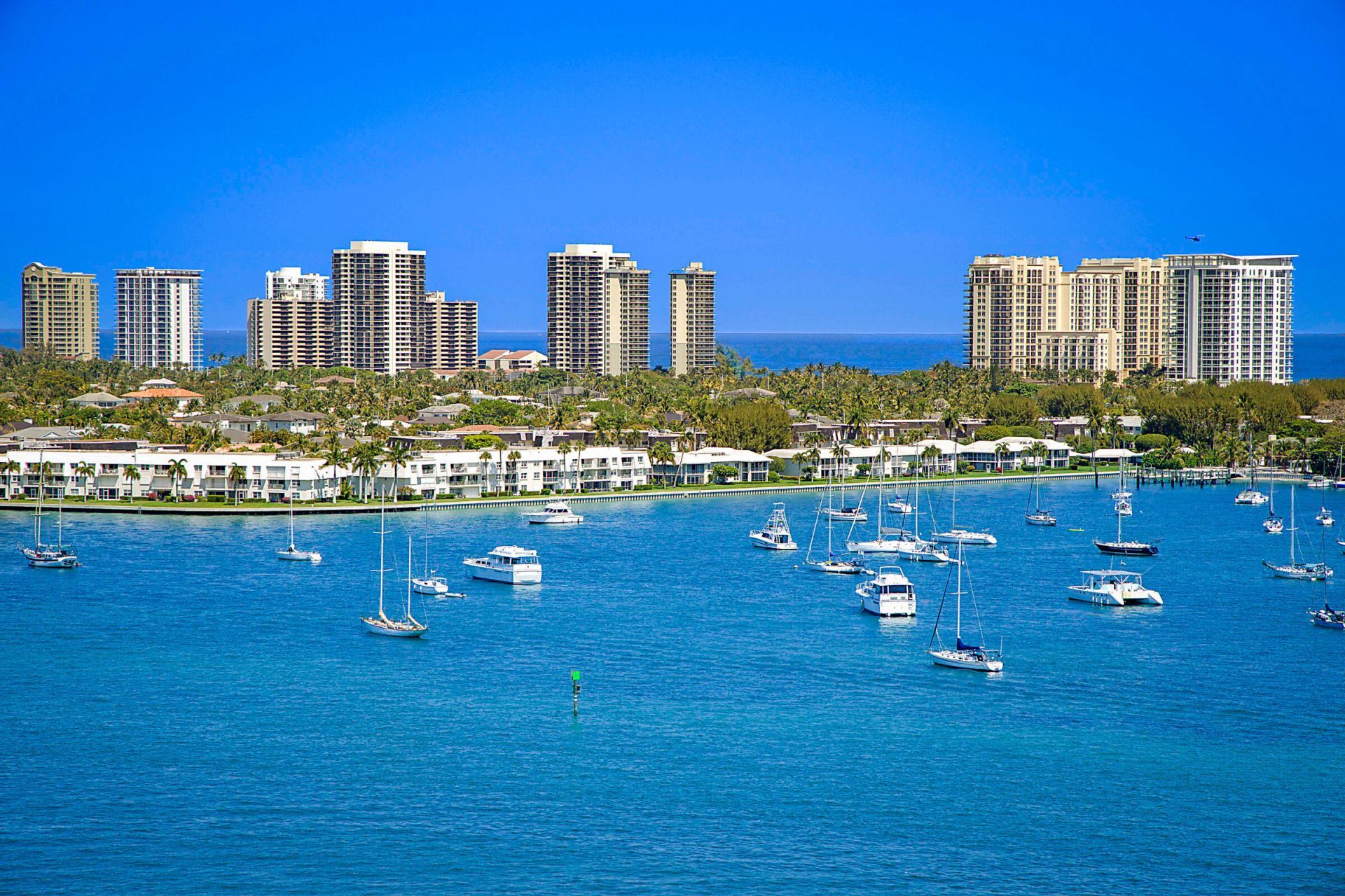 2640 Lake Shore Drive, Unit 1416, Riviera Beach, FL 33404 Photo