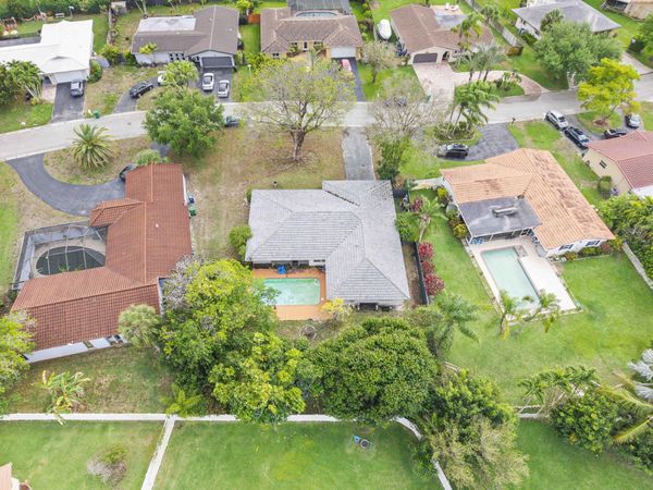 10601 NW 43rd Court, Coral Springs, FL 33065