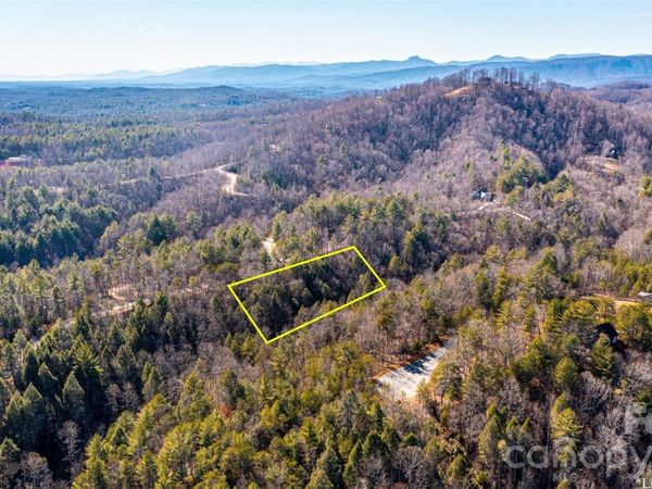4420 Walnut Ridge Drive , Lenoir, NC 28645