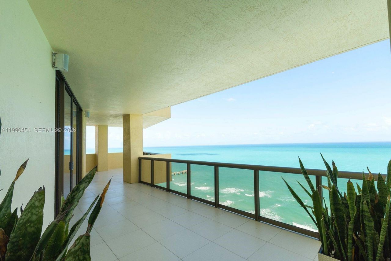 16275 Collins Ave, Unit x, Sunny Isles Beach, FL 33160 Photo