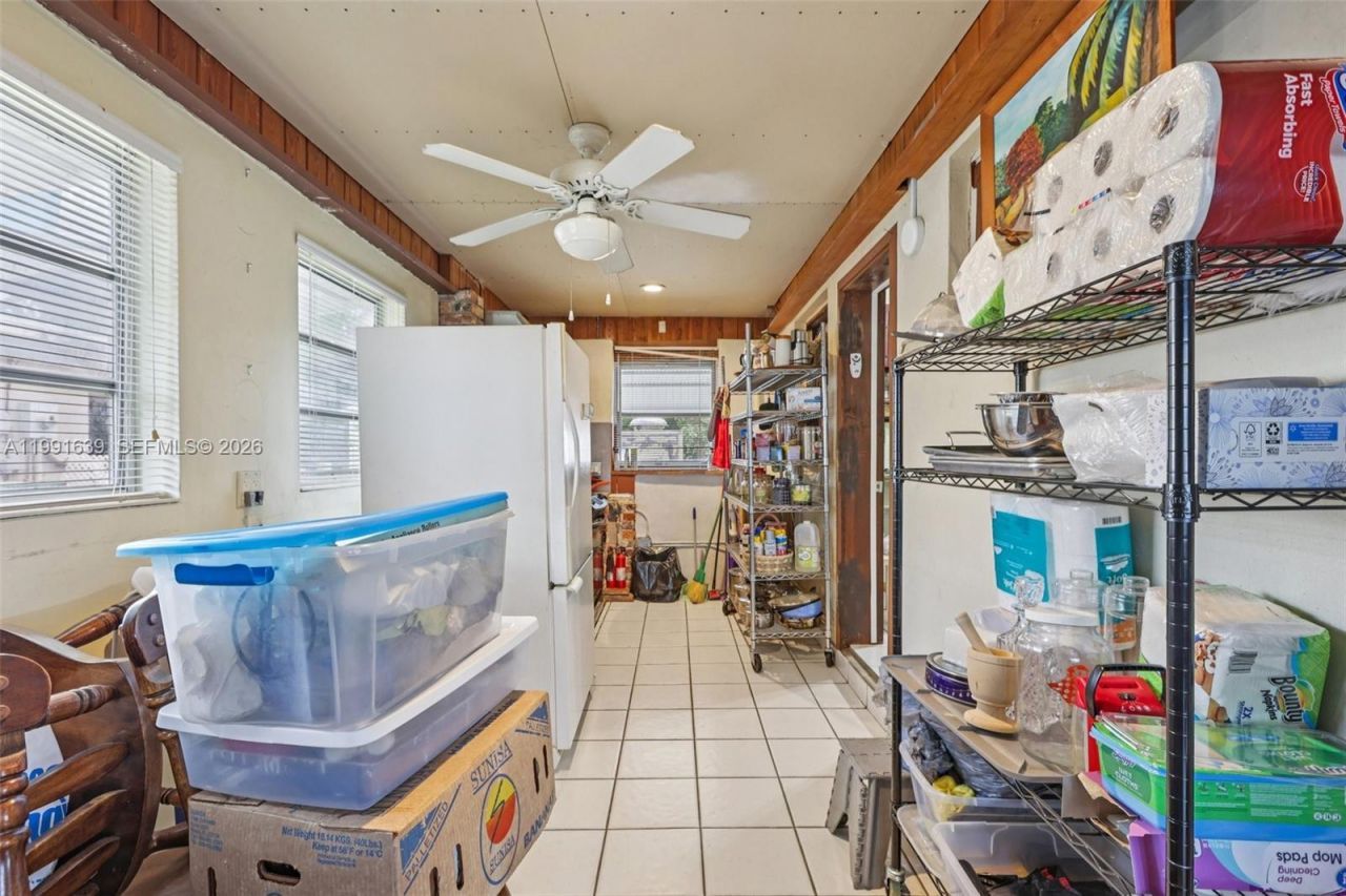 272 W 46th St , Hialeah, FL 33012 Photo