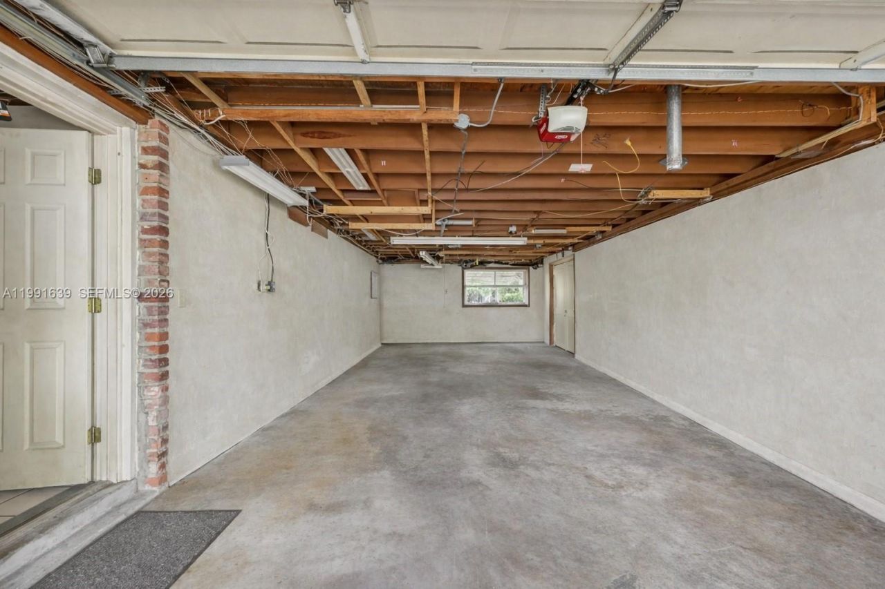 272 W 46th St , Hialeah, FL 33012 Photo