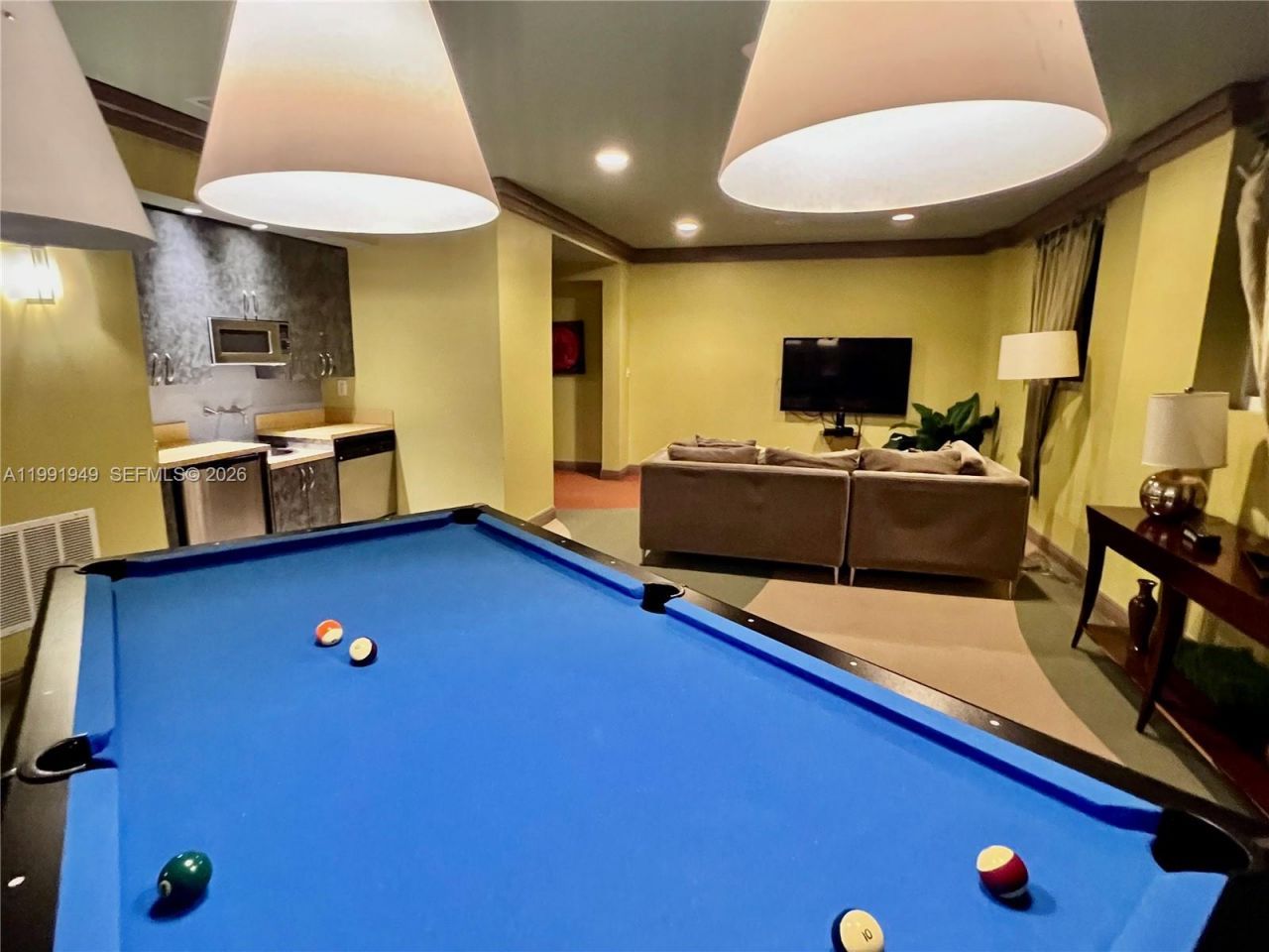 9172 Collins Ave, Unit 305, Surfside, FL 33154 Photo
