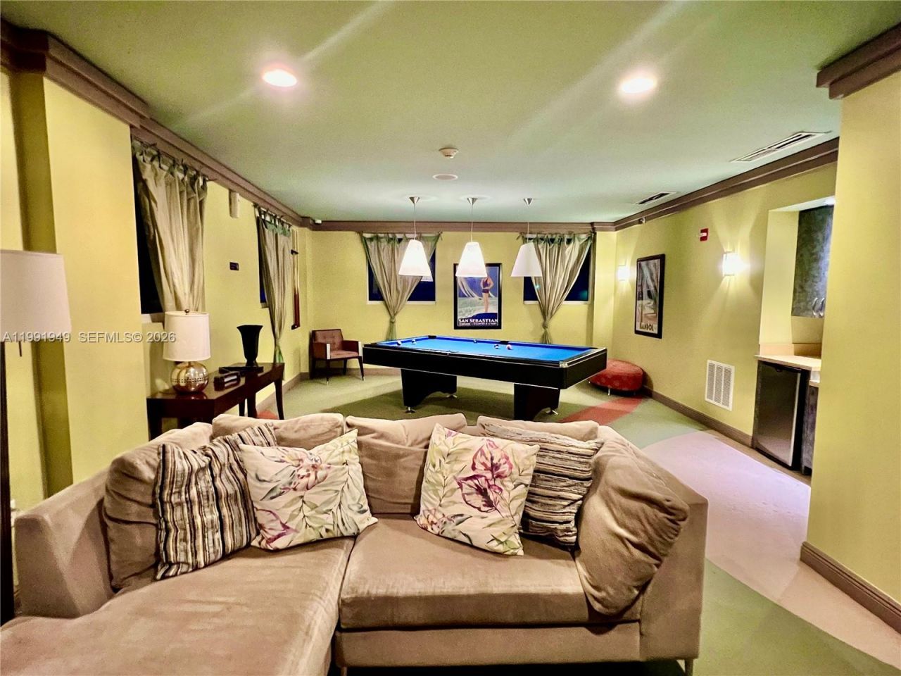 9172 Collins Ave, Unit 305, Surfside, FL 33154 Photo
