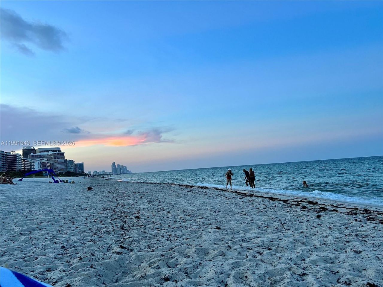 9172 Collins Ave, Unit 305, Surfside, FL 33154 Photo