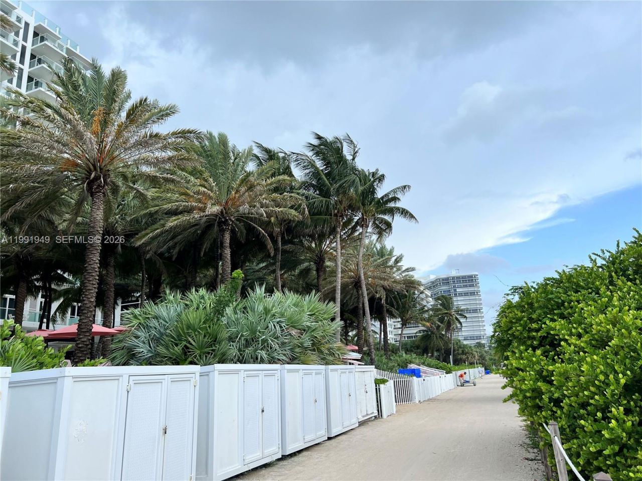 9172 Collins Ave, Unit 305, Surfside, FL 33154 Photo