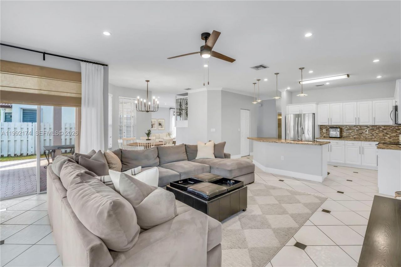 15862 SW 24th St , Miramar, FL 33027 Photo