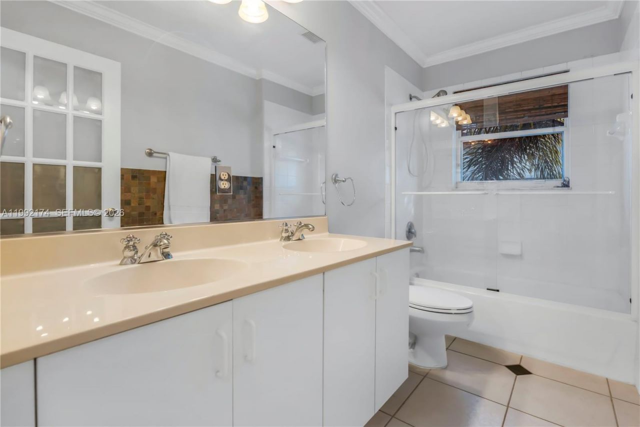 15862 SW 24th St , Miramar, FL 33027 Photo