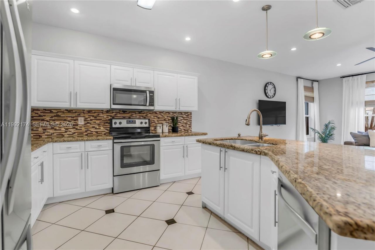 15862 SW 24th St , Miramar, FL 33027 Photo