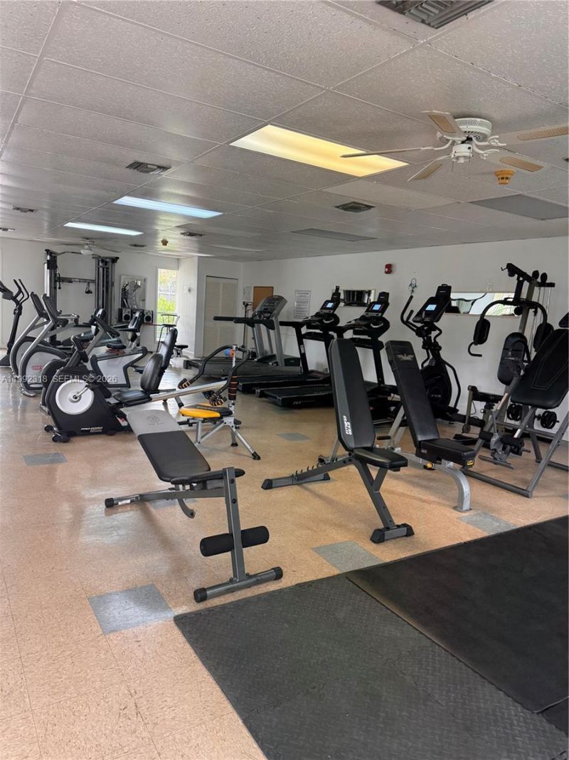 17090 NE 14th Ave , Unit 107, Miami, FL 33162 Photo