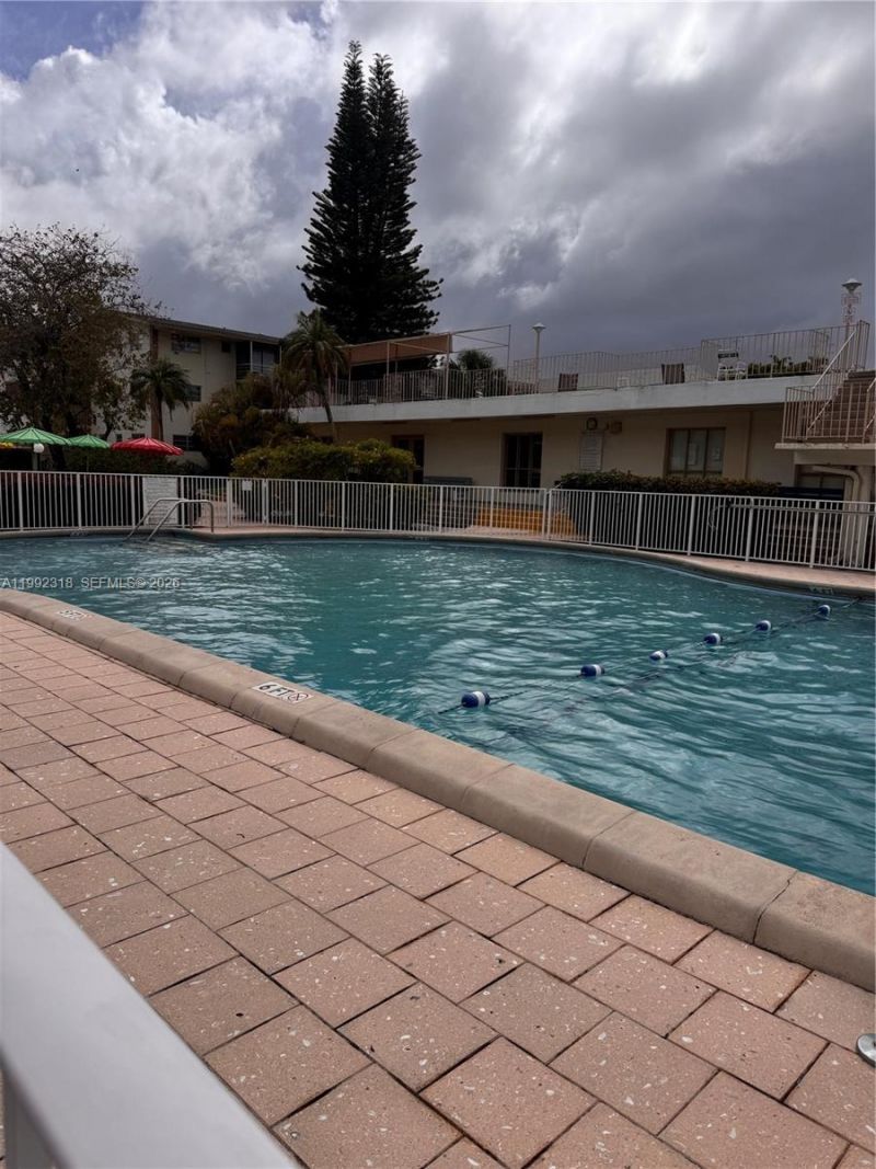 17090 NE 14th Ave , Unit 107, Miami, FL 33162 Photo