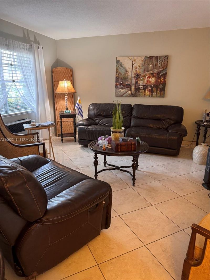 17090 NE 14th Ave , Unit 107, Miami, FL 33162 Photo