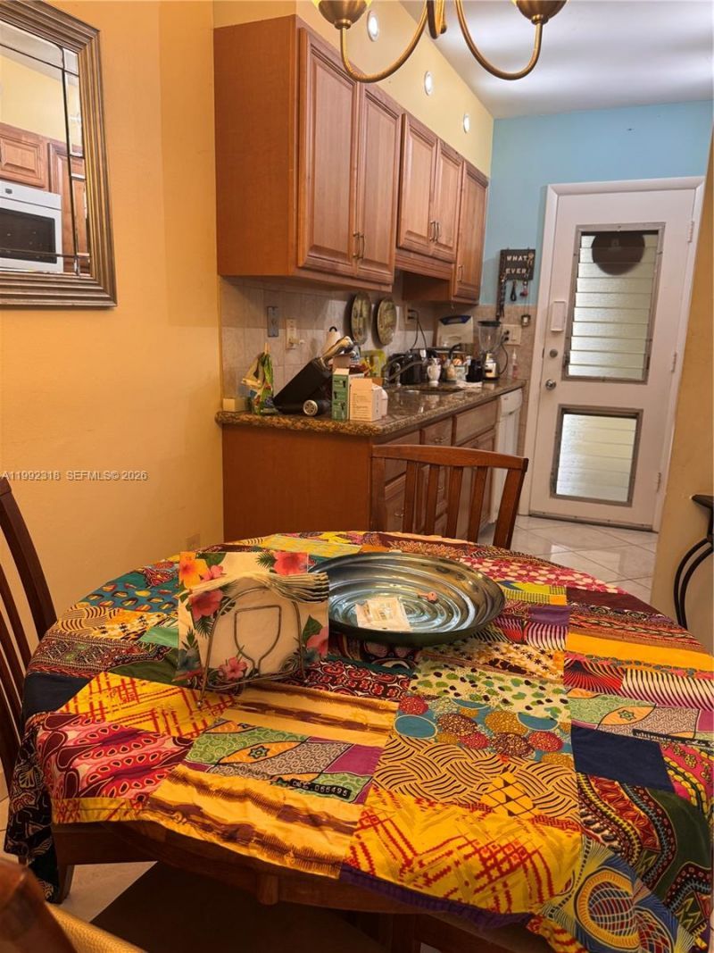 17090 NE 14th Ave , Unit 107, Miami, FL 33162 Photo