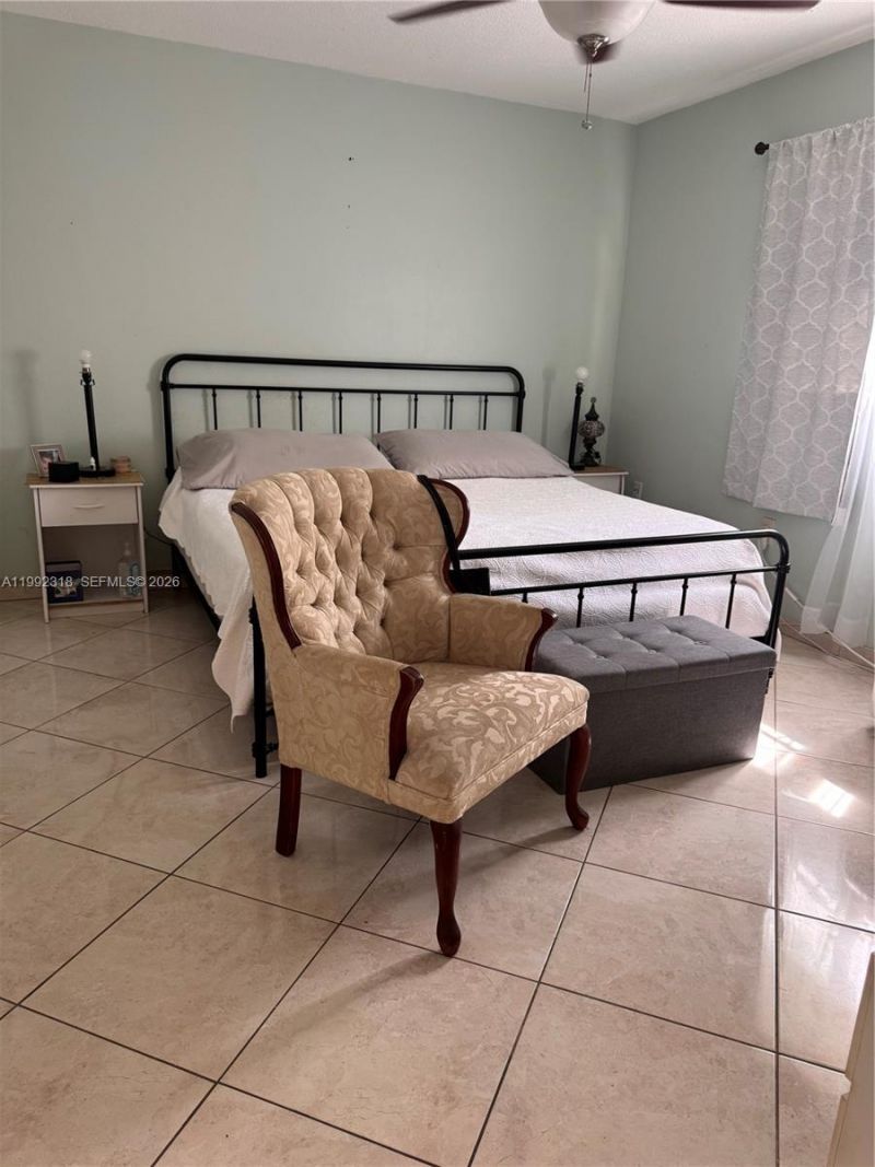 17090 NE 14th Ave , Unit 107, Miami, FL 33162 Photo