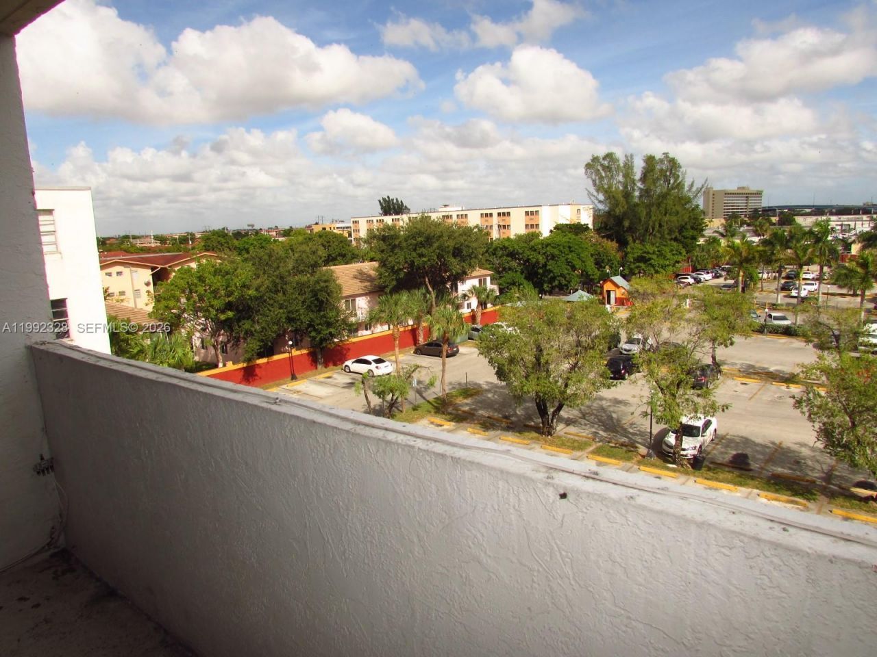 10090 NW 80th Ct, Unit 1560, Hialeah Gardens, FL 33016 Photo