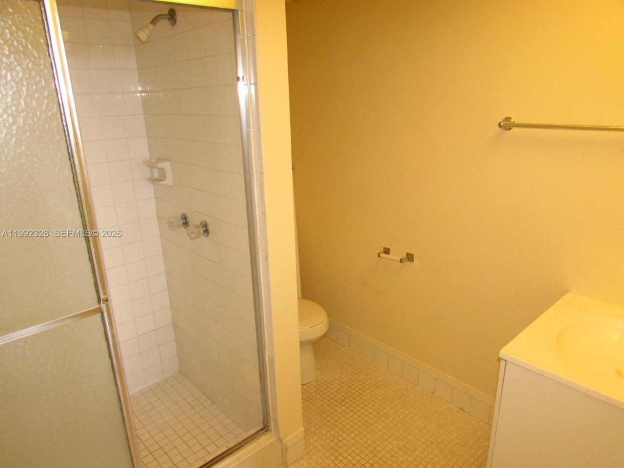 10090 NW 80th Ct, Unit 1560, Hialeah Gardens, FL 33016 Photo