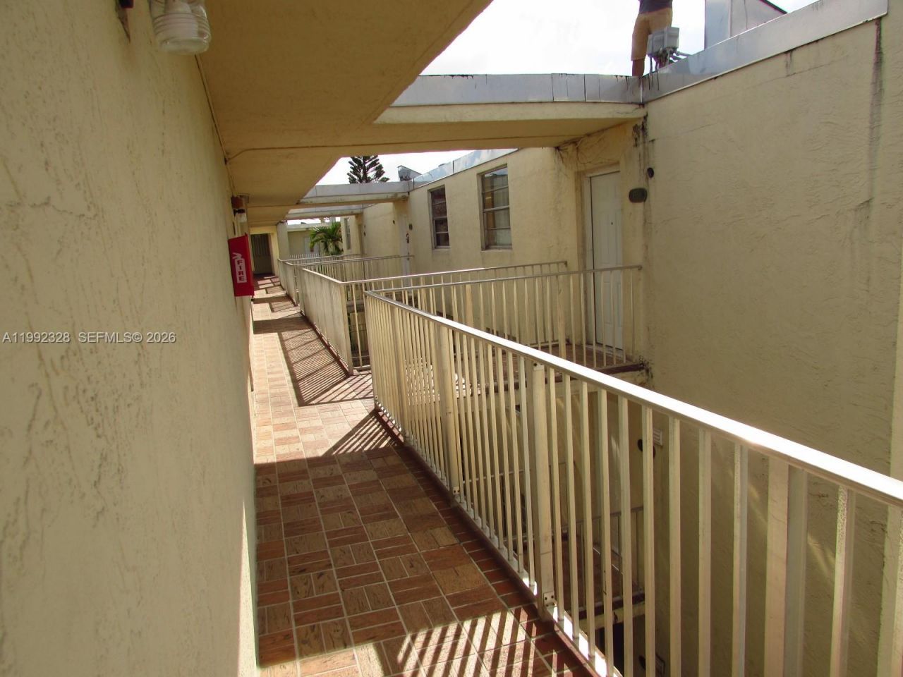 10090 NW 80th Ct, Unit 1560, Hialeah Gardens, FL 33016 Photo