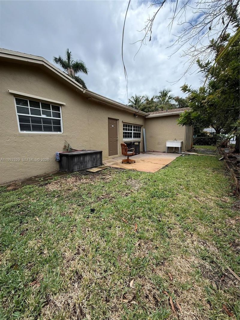 4998 SW 8th Ct , Margate, FL 33068 Photo