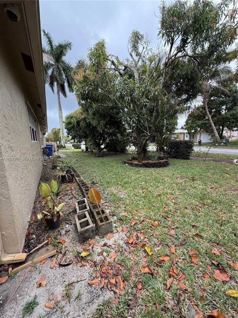 4998 SW 8th Ct , Margate, FL 33068 Photo