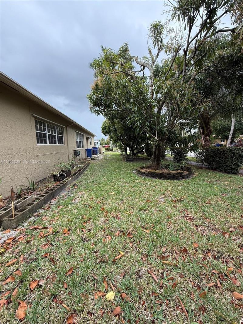 4998 SW 8th Ct , Margate, FL 33068 Photo