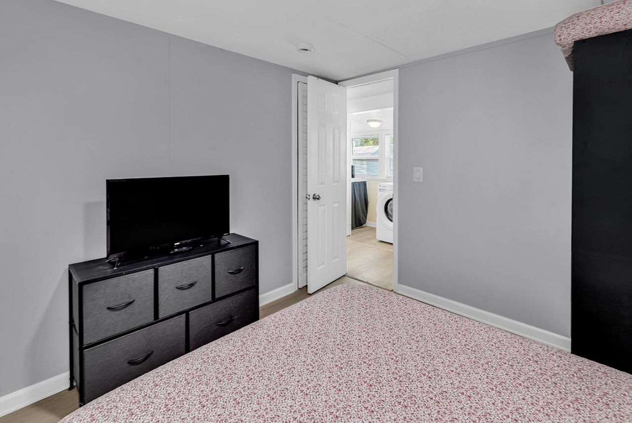 170 Braddock Ct.  Photo 15