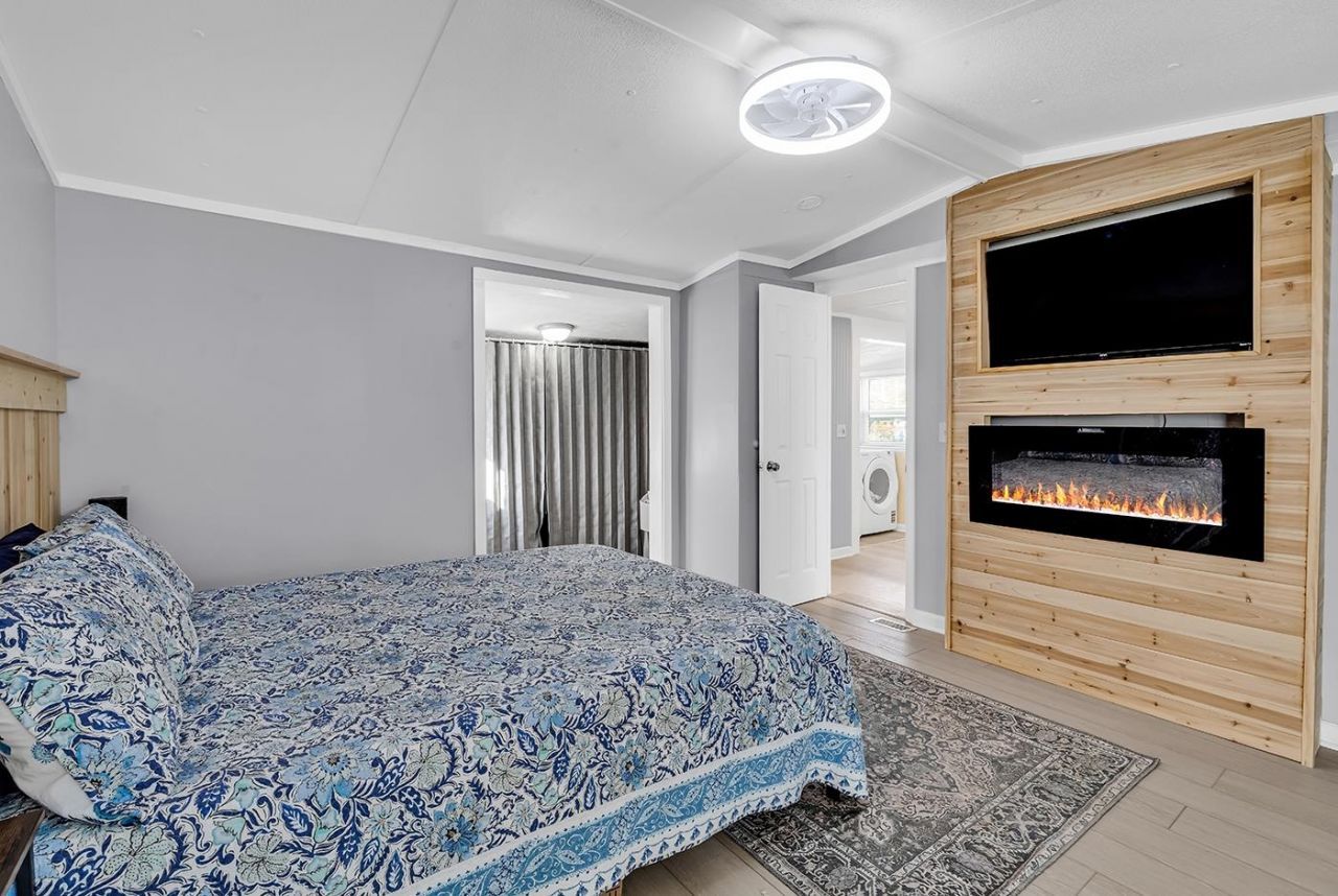 170 Braddock Ct.  Photo 21