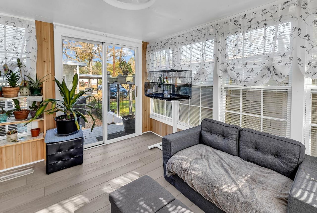 170 Braddock Ct.  Photo 28