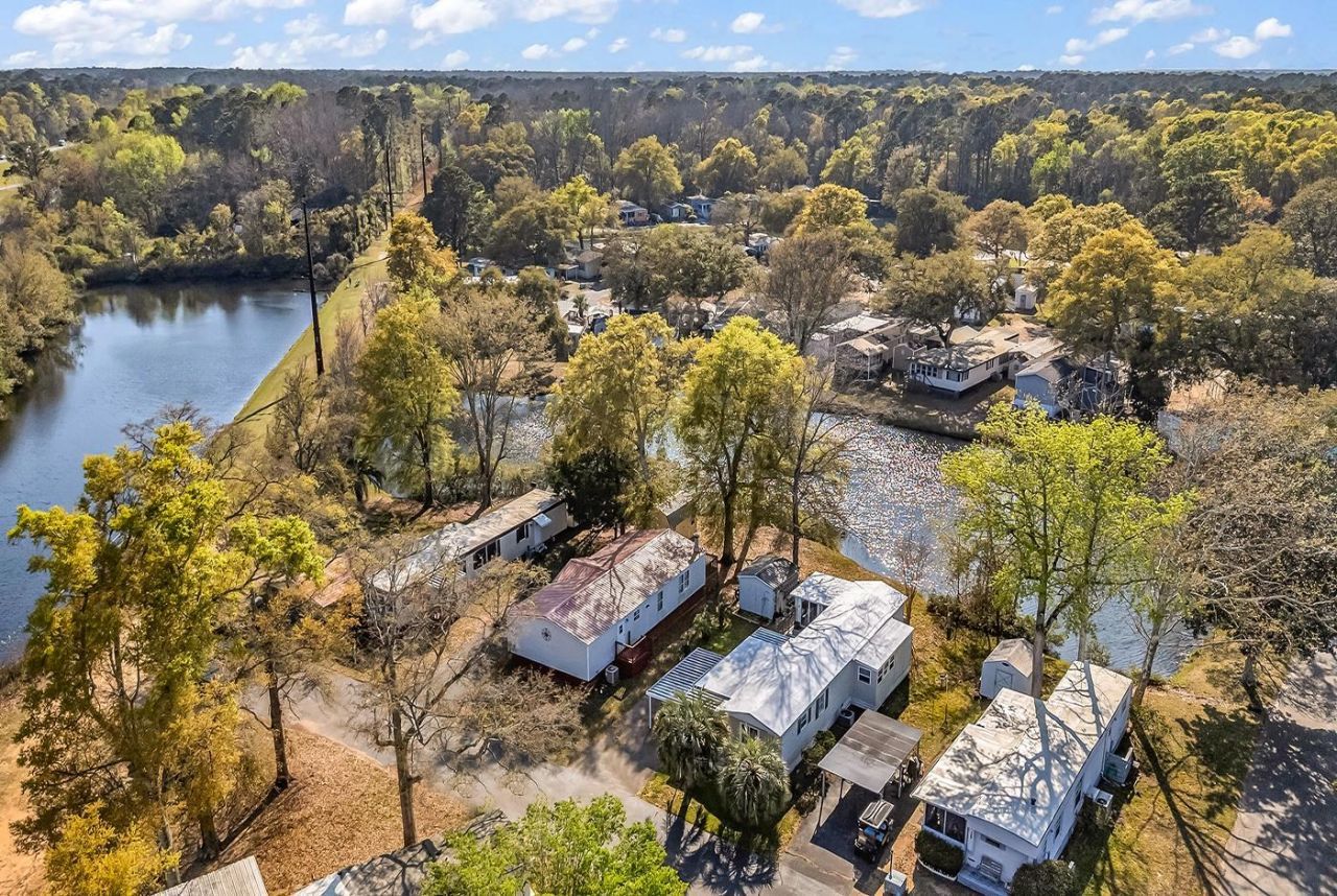 170 Braddock Ct.  Photo 36