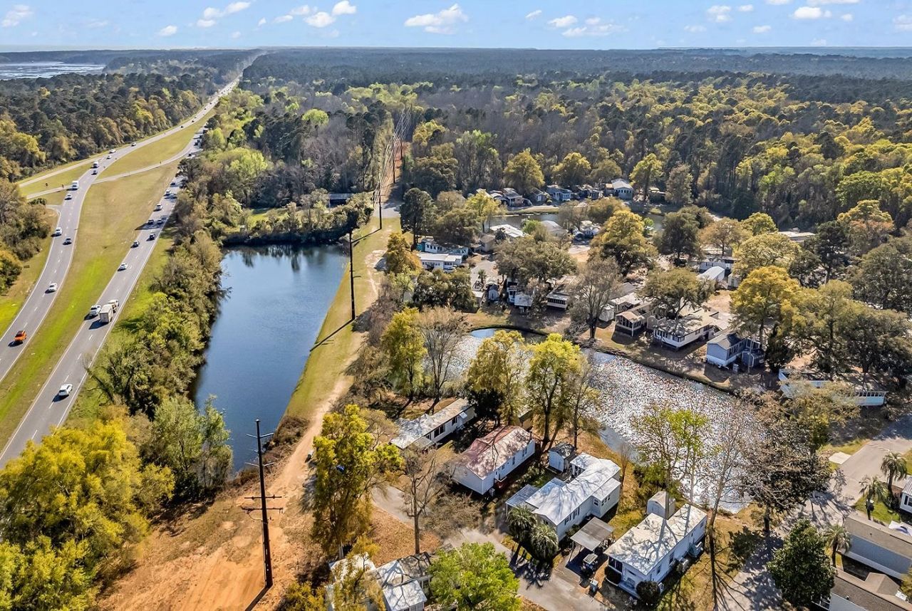 170 Braddock Ct.  Photo 38