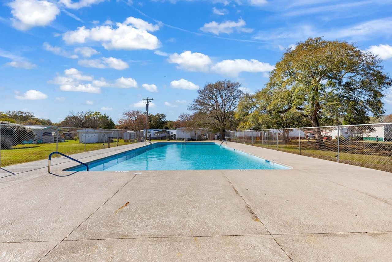 170 Braddock Ct.  Photo 53