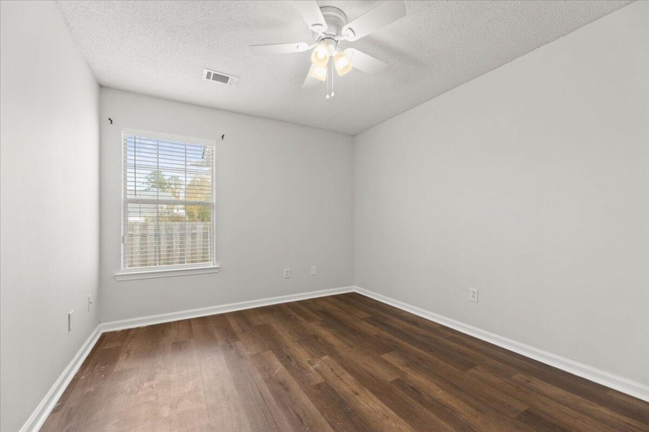 1669 Baltusrol Lane Photo 14