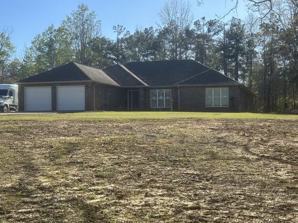 25 CR 438, Iuka, MS 38852