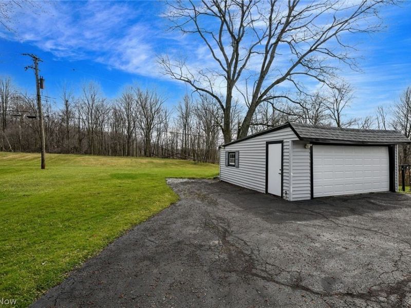 6369 Eldridge Boulevard , Bedford Heights, OH 44146 Photo 28