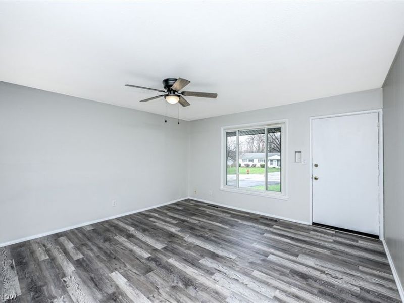 6369 Eldridge Boulevard , Bedford Heights, OH 44146 Photo 5