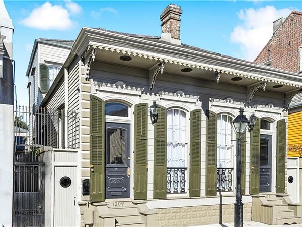 1209 BOURBON Street, New Orleans, LA 70116