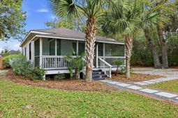 214 E Huron Avenue photo 4