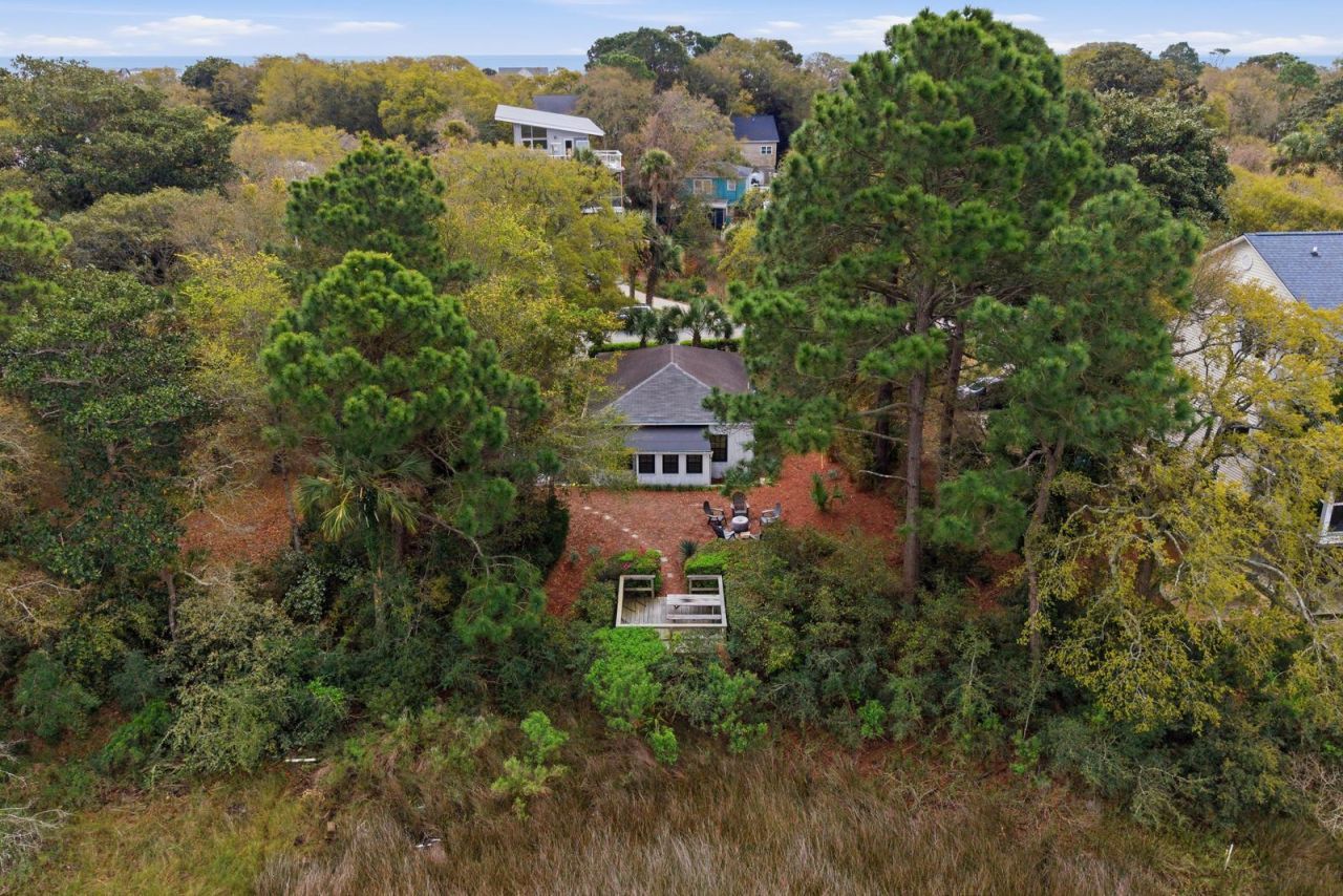 214 E Huron Avenue Photo 40