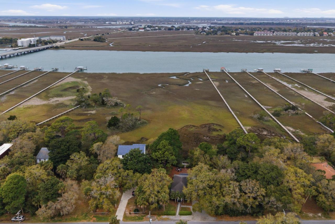 214 E Huron Avenue Photo 42