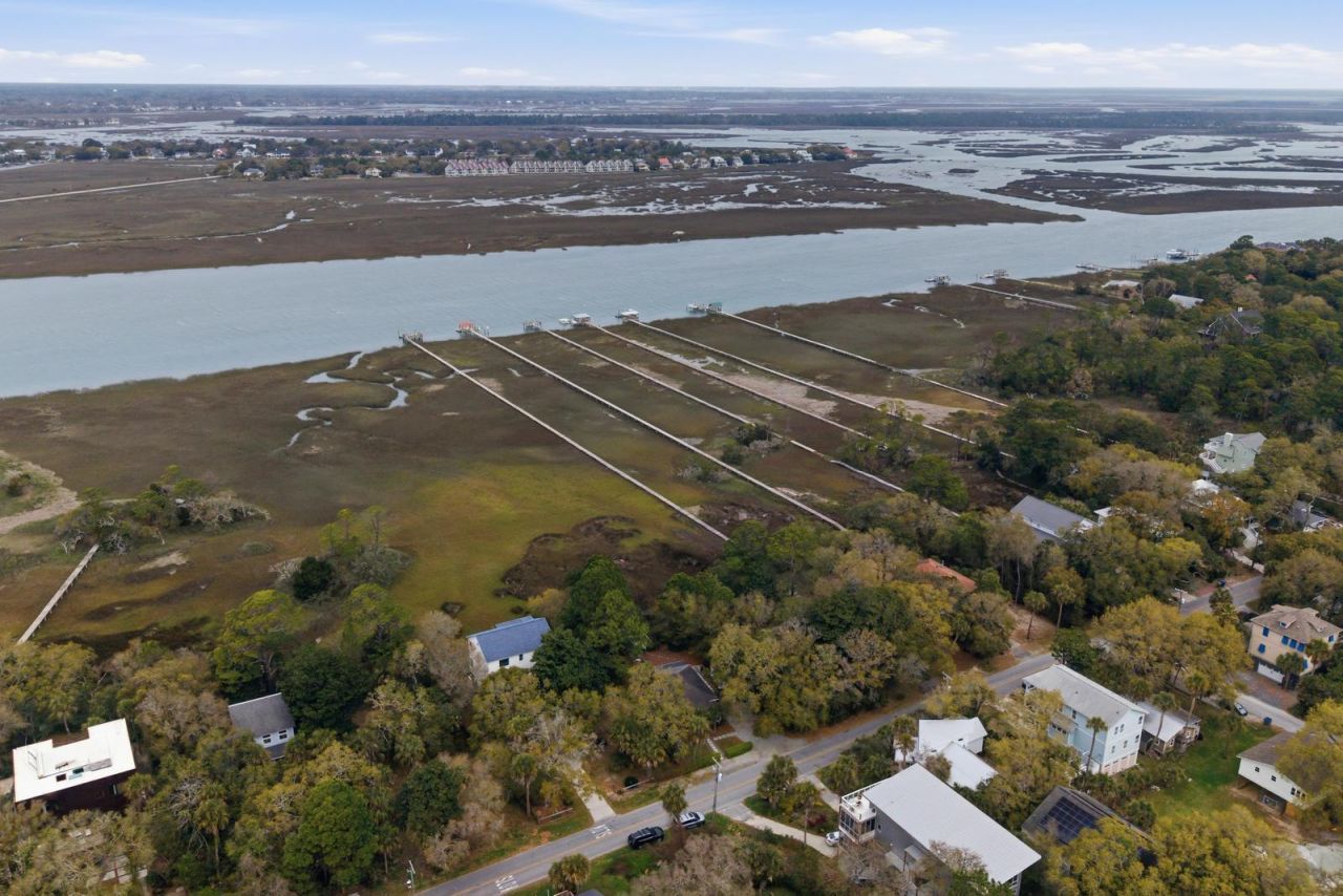 214 E Huron Avenue Photo 44