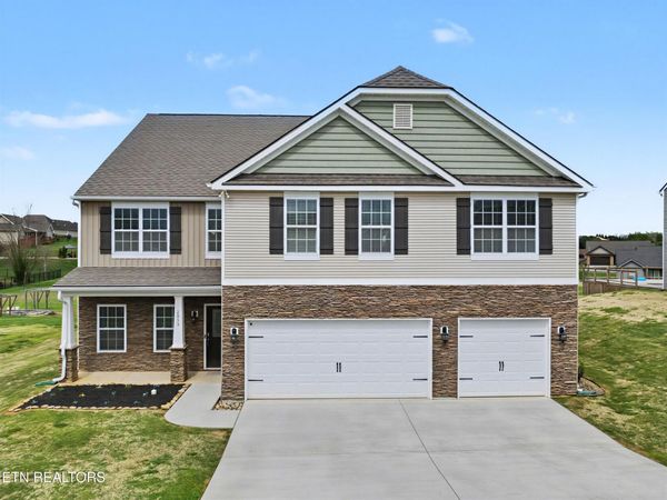 2853 Alden Glenn Court, Sevierville, TN 37876