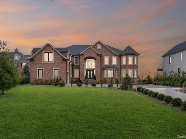 185 Willetts Lane , Islip, NY 11795