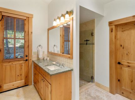 604 Ej Brickell, Truckee, CA 96161 Photo