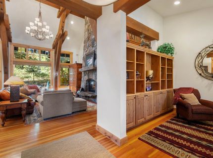 604 Ej Brickell, Truckee, CA 96161 Photo