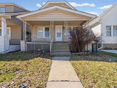 705 Cleophus Parkway, Lincoln Park, MI 48146