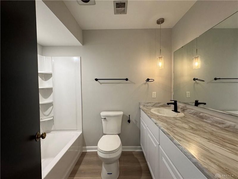 30 Poinciana Drive, Unit 6, Dayton, OH 45459 Photo 10