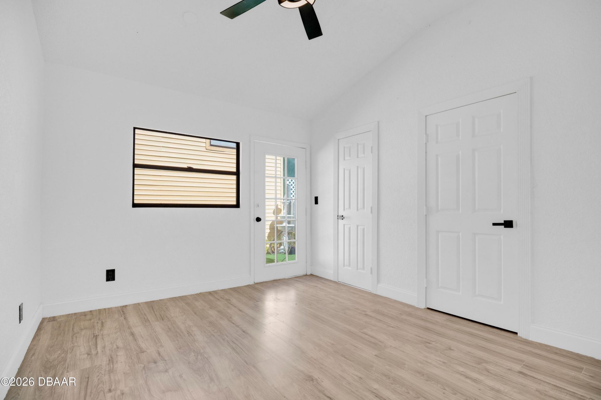 207 S Oleander Avenue, Daytona Beach, FL 32118 Photo