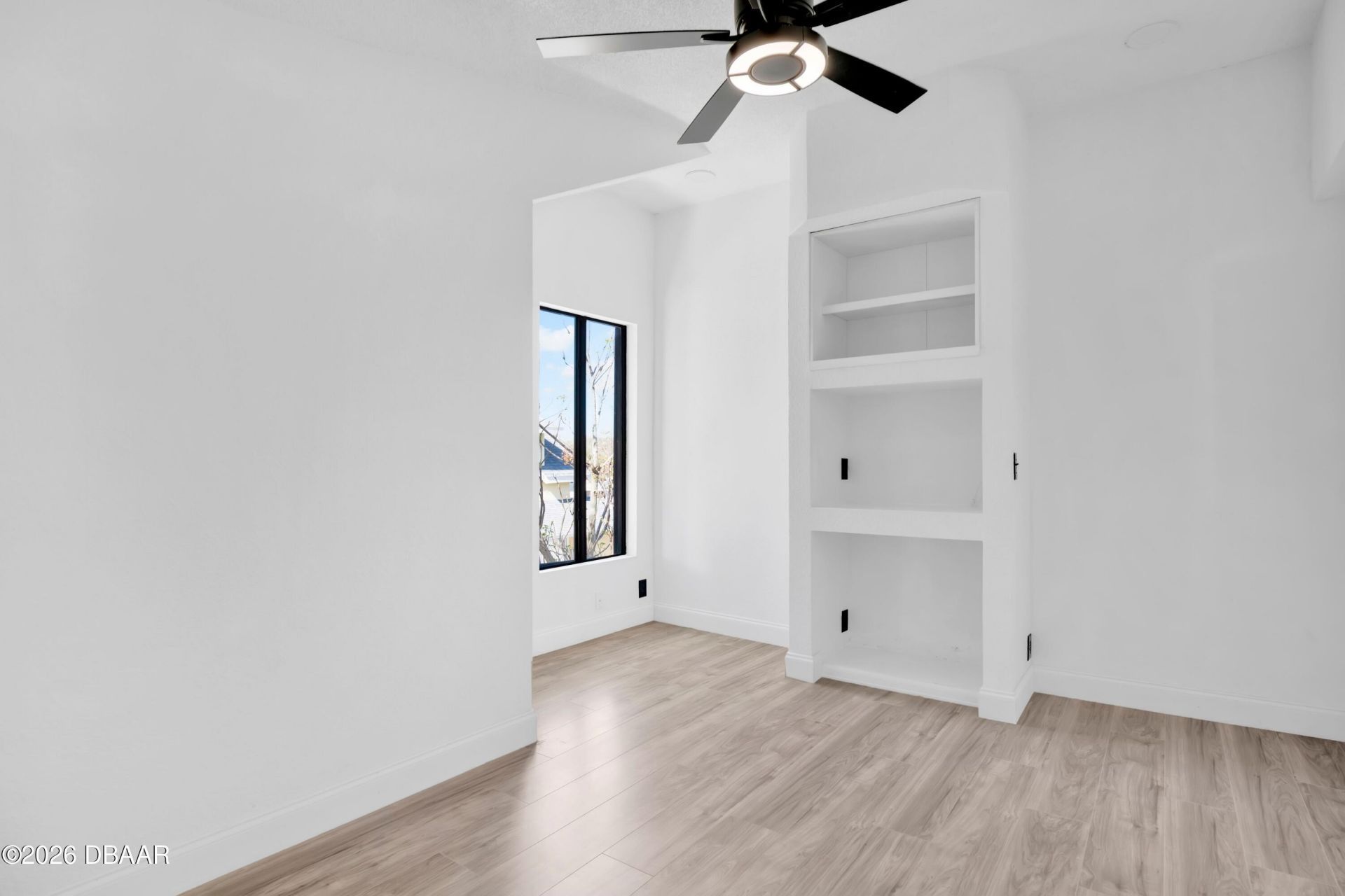 207 S Oleander Avenue, Daytona Beach, FL 32118 Photo