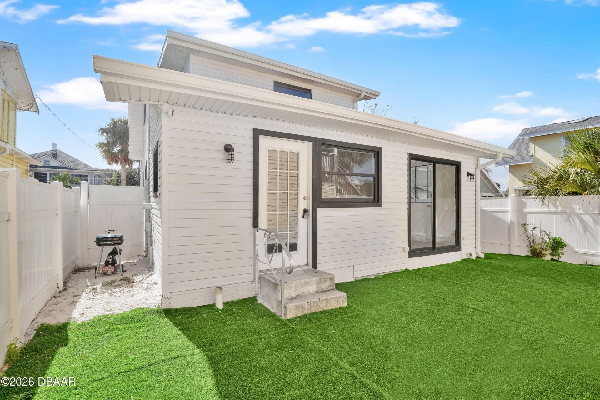 207 S Oleander Avenue, Daytona Beach, FL 32118 Photo