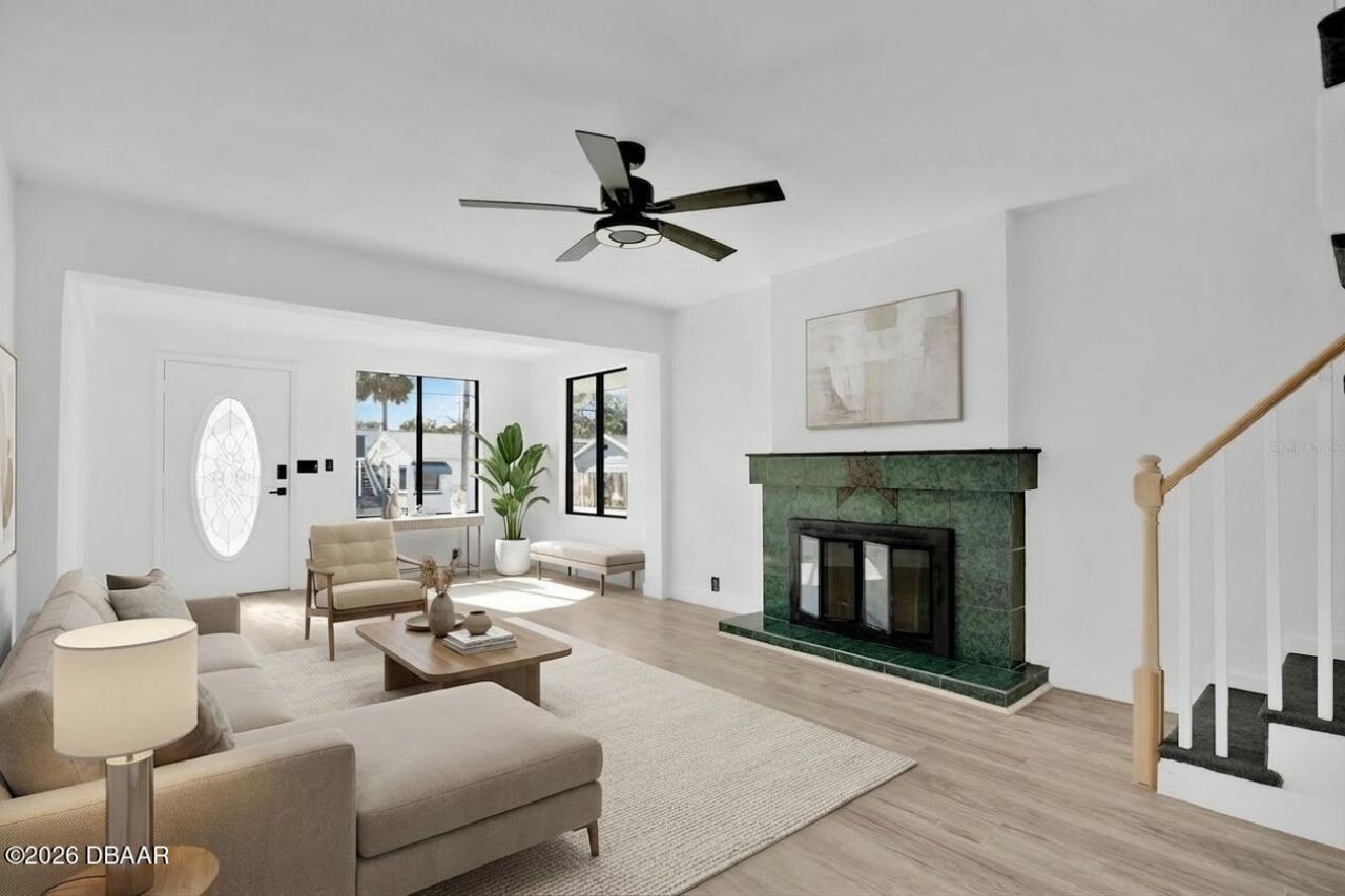 207 S Oleander Avenue, Daytona Beach, FL 32118 Photo